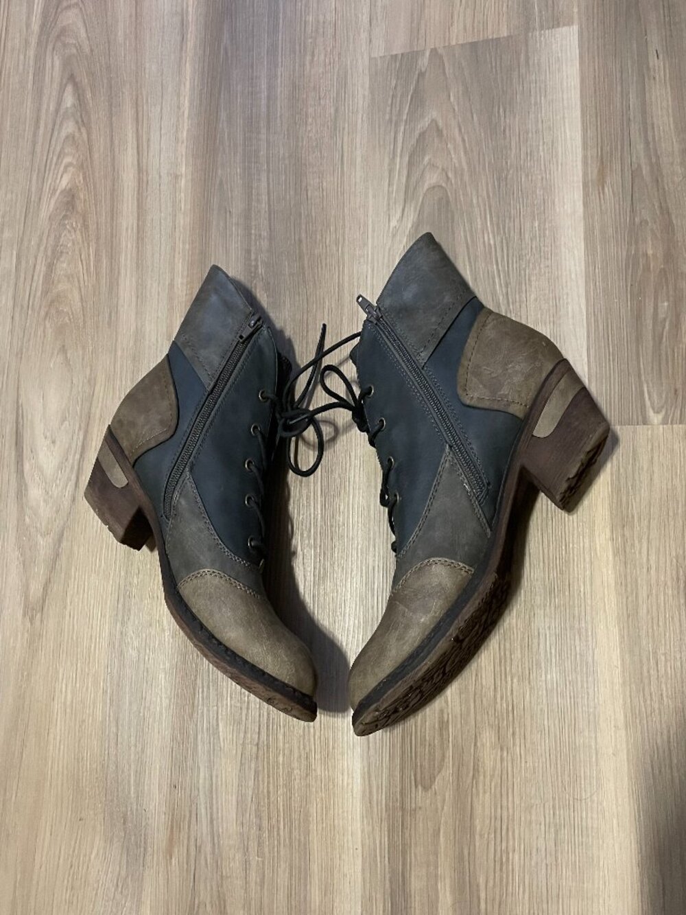 Rieker Two-Tone Grey and Tan Lace-Up Ankle Boots Size 38